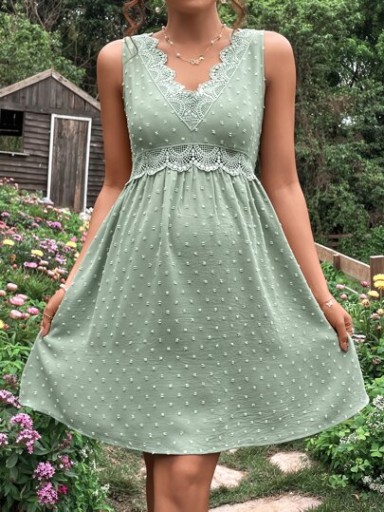 SHEIN ZIELONA TEKSTUROWA SUKIENKA CIĄŻOWA Z OZDOBNYM HAFTEM S 84852