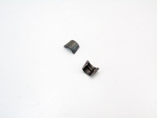 ZAMEK KLIN ZAWORU 2.0 D4D AVENSIS T25 COROLLA E12 RAV4 PREVIA 1CD