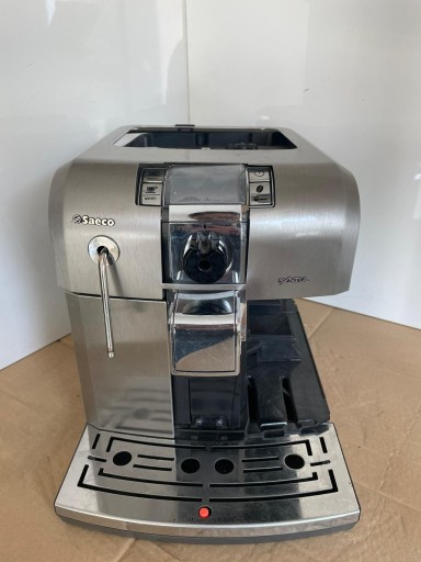 Ekspres do kawy Philips Saeco Syntia HD8839