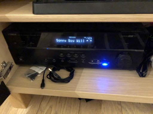 amplituner Yamaha RX 473
