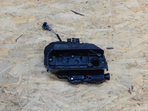 VW T5 zamek klapy bagażnika tył tylny 7H0827407E