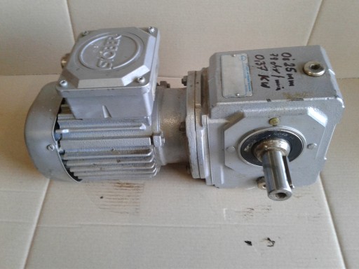 MOTOREDUKTOR STOBER 0,37KW 78 OBR/MIN