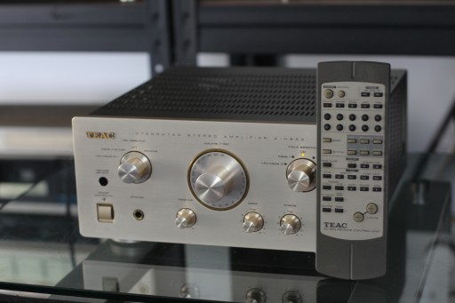 Teac Reference A-H500 wzmacniacz stereo , pilot