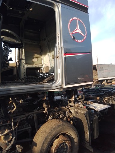 Mercedes Actros mp4 ćwiartka tył