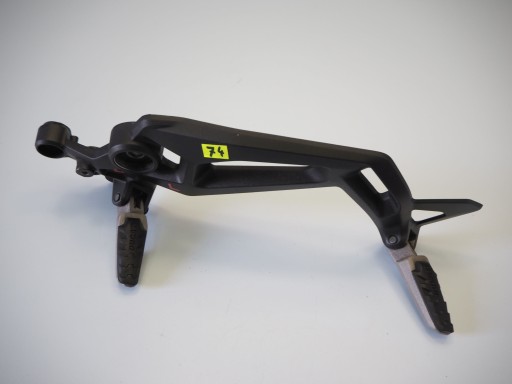 DUCATI MONSTER 937 21- SET PODNÓŻEK PODNÓŻKI LEWY