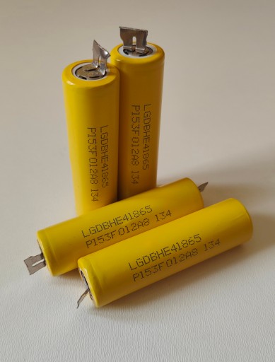 Ogniwo LG HE4 18650 2500mAh 20A BLASZKI