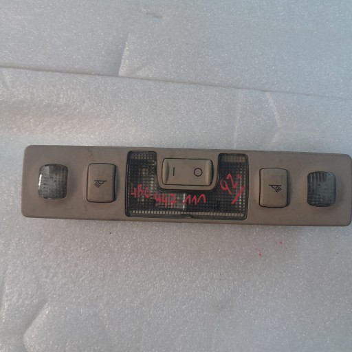 LAMPKA PODSUFITKI WNETRZA AUDI A6 C5 4B0947111