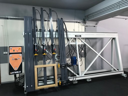 Prasa hydrauliczna do okien STEBLO