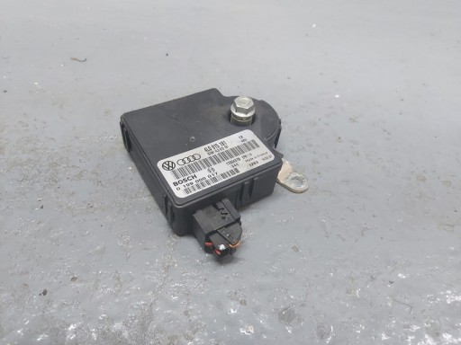 AUDI Q7 4L0 MODUŁ NAPIĘCIA AKUMULATORA 4L0915181