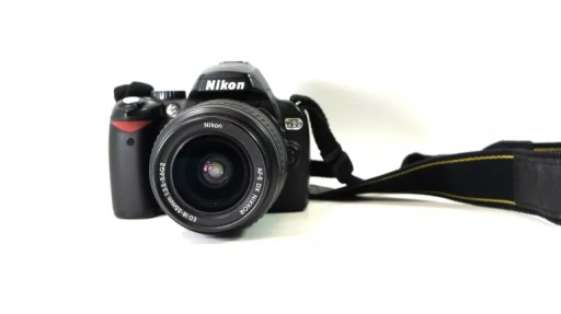 LUSTRZANKA NIKON D60 OPIS