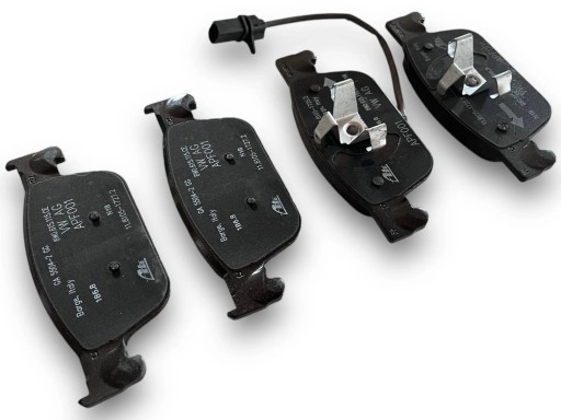 KLOCKI HAMULCOWE NOWE AUDI VW SEAT ORG 8W0698151AG $J