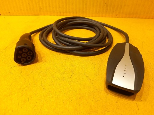 Tesla Model 3 ładowarka kabel 1121254-00-G