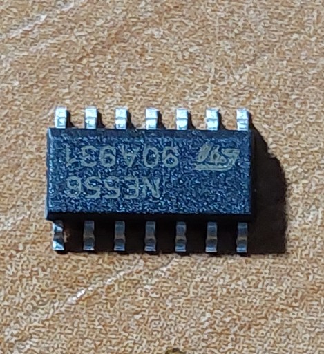 NE556 SO-14 STMicroelectronics 2szt