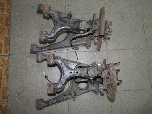 MAZDA MX5 ZAWIESZENIE TYLNE WAHACZ ZWROTNICA 98-
