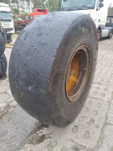 OPONA PRZEMYSŁOWA GOODYEAR 20.5R25 UNISTEEL L-5S