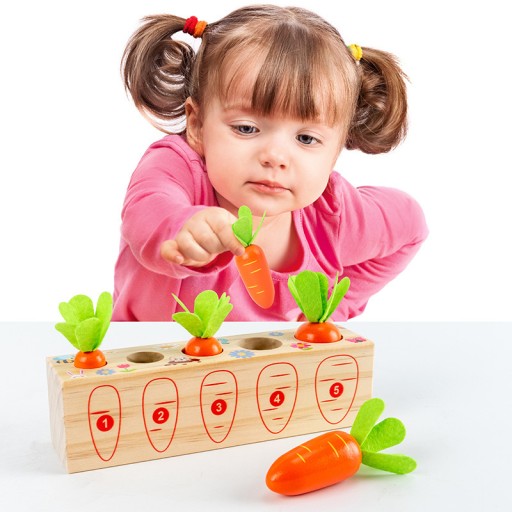 DREWNIANA GRA ZRĘCZNOŚCIOWA MONTESSORI MARCHEWKI