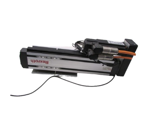 Servo REXROTH MSK030C-0900-NN-M1-UG0 R036030000