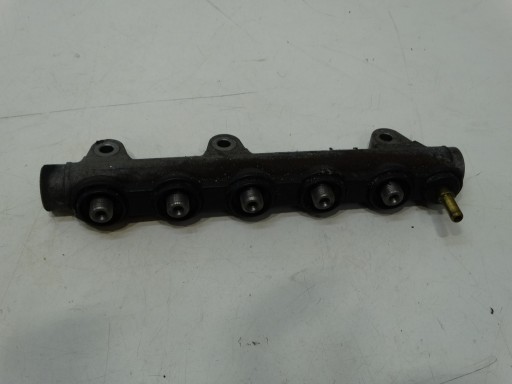 LISTWA WTRYSKOWA LAGUNA III 2.0DCI 8200842432