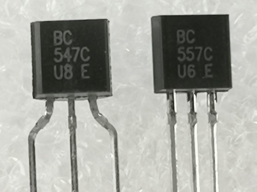 BC547C BC557C DIOTEC 45V 0.1A zestaw 25NPN + 25PNP