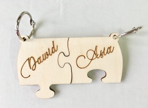 Personalizowane drewniane breloki dla par- PUZZLE z imionami