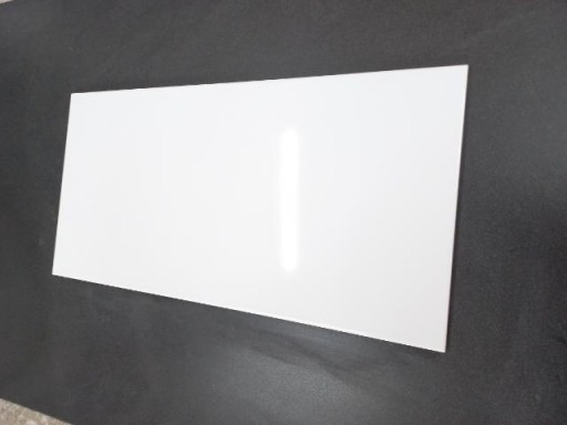 BIAŁA POŁYSK 25X50 GAT.1