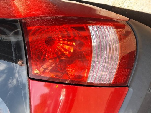 LAMPA PRAWA TYLNA KIA PICANTO