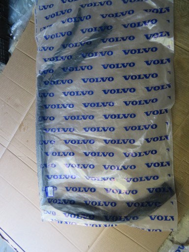 USZCZELKA DRZWI LEWYCH VOLVO V40 31424027