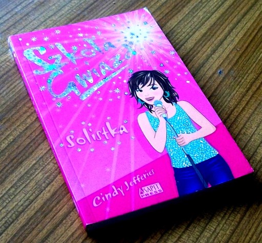 Szkoła Gwiazd, Solistka Cindy Jefferies