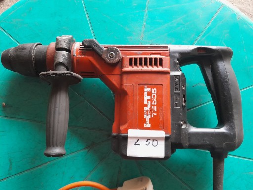 MŁOT WYBURZENIOWY HILTI TE 505