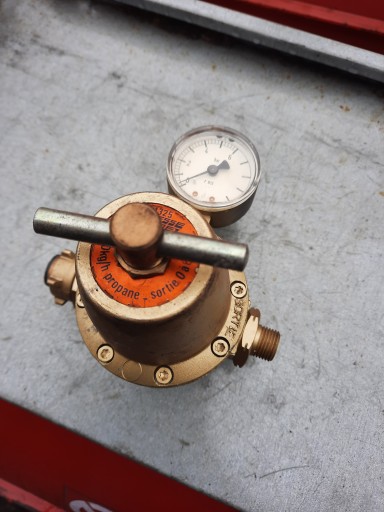 Regulator ciśnienia CLESSE MANDET 1325