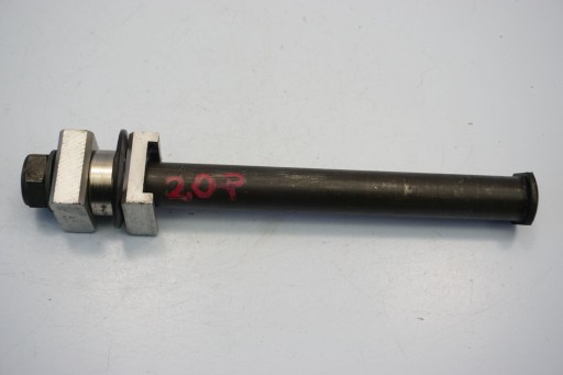 YAMAHA YZF-R6 RJ05 RJ09 03-05 OŚKA OŚ TYŁ