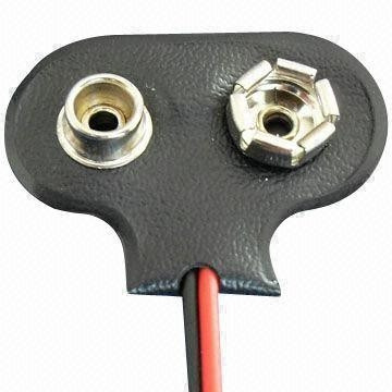 GNIAZDO ZATRZASK T3 BATERII 9V Z PRZEWODEM