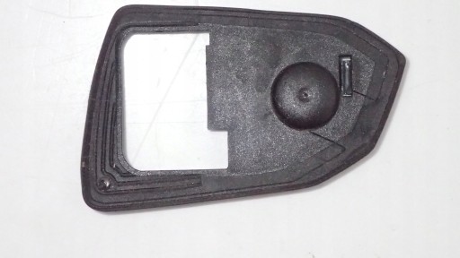 PODKŁADKA KLAMKI LEWA AUDI Q5 SQ5 80A 8W0837209A