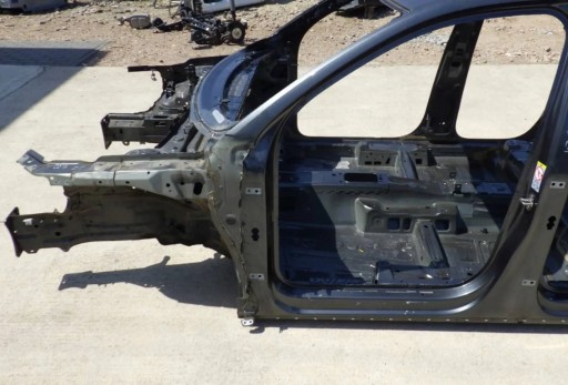 Audi Q3 83A PODŁUŻNICA ĆWIARTKA PRZÓD PRZEDNIA LEWA