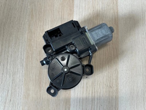 VW SEAT SKODA SILNICZEK SZYBY 6R0959811F