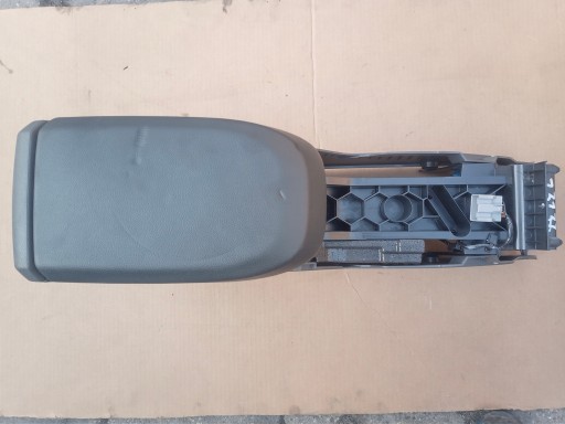 TUNEL ŚRODKOWY PODŁOKIETNIK FORD KUGA MK1