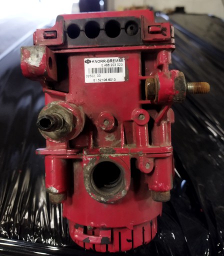 ZAWÓR MODULATOR EBS ABS PRZÓD 81521066013