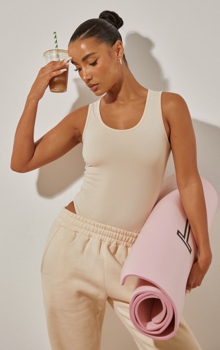 PRETTYLITTLETHING BEŻOWE BODY NA RAMIĄCZKACH R.34 A548093
