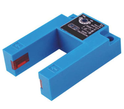 Czujnik optyczny szczelinowy G63-3E03PC (3cm; PNP NO/NC) Yumo