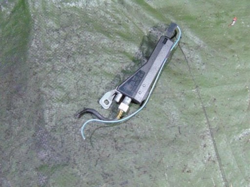 WZMACNIACZ ANTENY MERCEDES W168 A1688200289