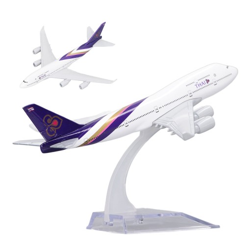 WELLY METALOWY SAMOLOT PASAŻERSKI 747 STOJAK