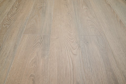 PANELE PODŁOGOWE KRONOTEX AMAZONE AC5 10MM V4-FUGA