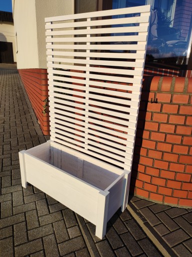 PERGOLA DREWNIANA Z DONICZKĄ DREWNIANĄ