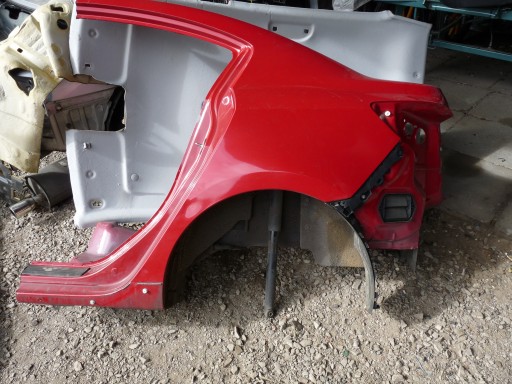 MAZDA 3 BL BŁOTNIK TYLNY ĆWIARTKA LEWA SEDAN 09-12R