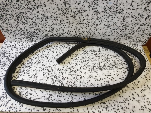 FORD C-MAX USZCZELKA DRZWI PRAWY TYŁ