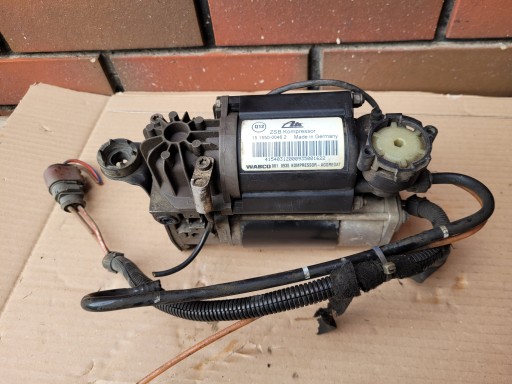 KOMPRESOR ZAWIESZENIA AUDI A8 D3 15.1550-0046.2