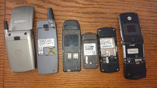 Ericsson T66 - zestaw telefonów