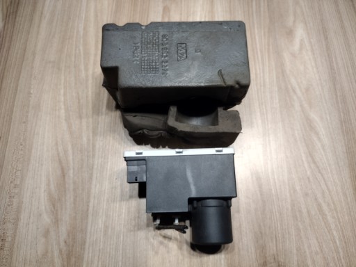 Pompka zamka centralnego Audi A4 B5 Audi A3 8L0862257E
