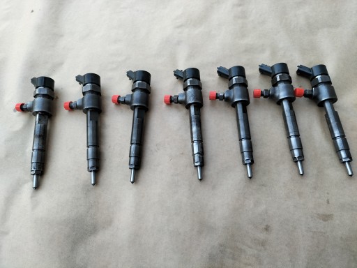 Wtryskiwacz FIAT ALFA 1.9 JTD 0445110068