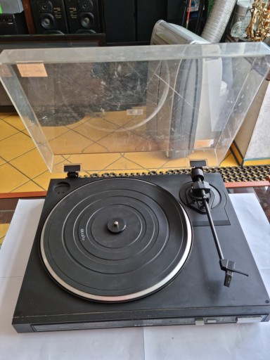 KLASYCZNY GRAMOFON SANYO TP 6050 SPRAWNY BEZ PASKA
